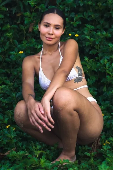 badgirl Girl: chloe thompson