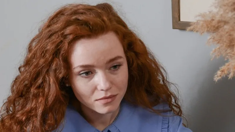 redhead babe olivia williams filled